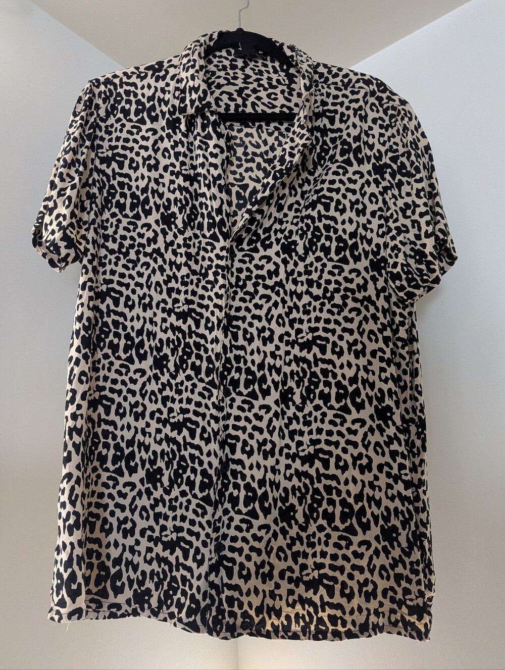 New Look Black on Cream Leopard Print Short Sleeve Button-Down Shirt